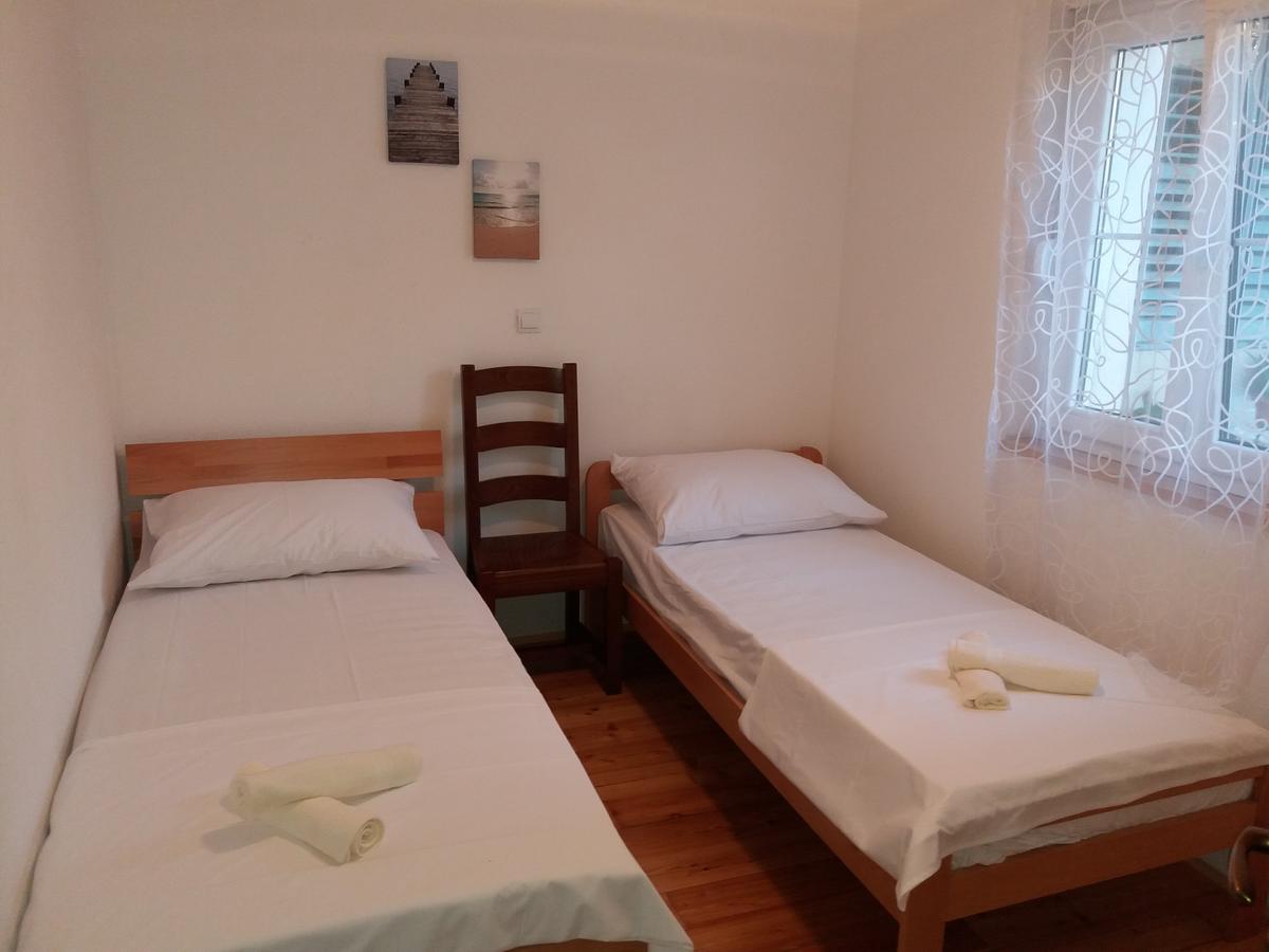 Apartman Marina 克瓦维卡 外观 照片