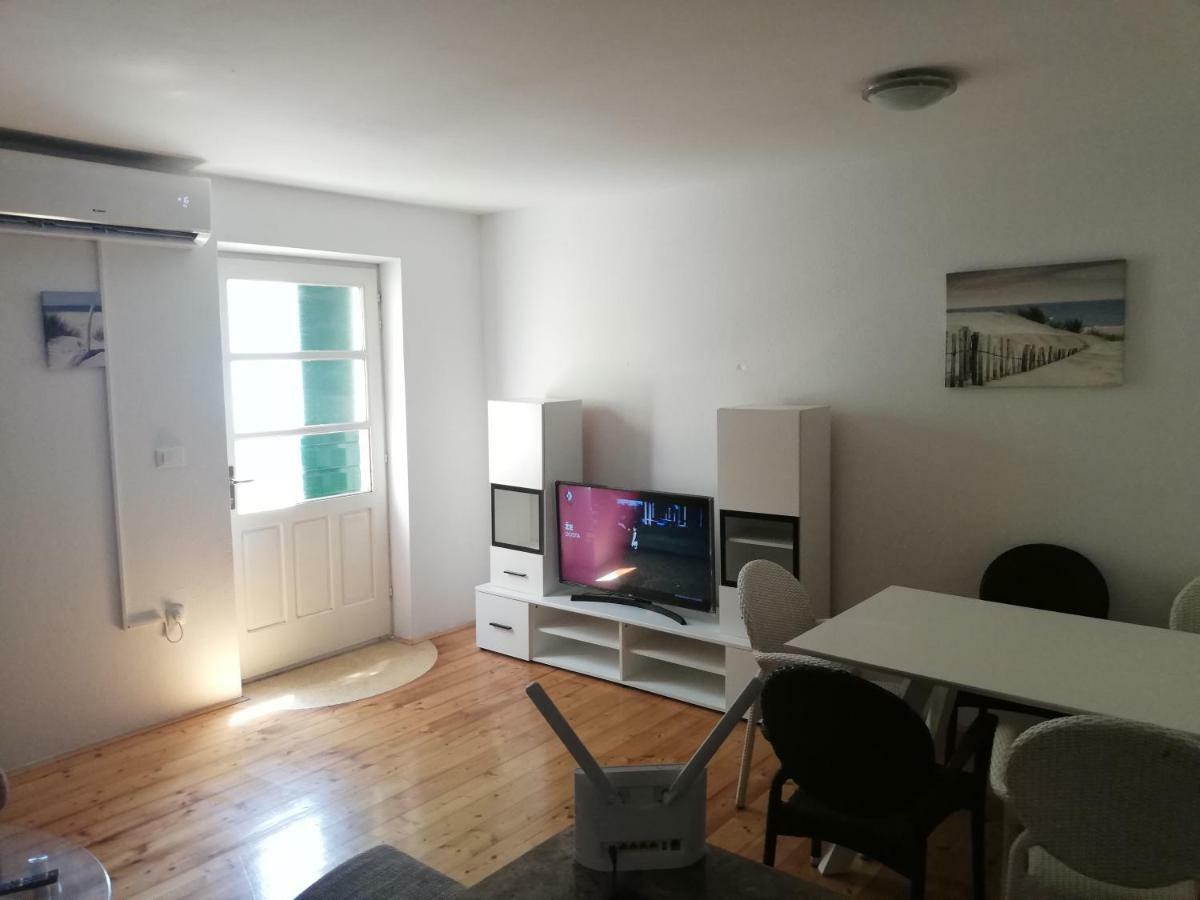 Apartman Marina 克瓦维卡 外观 照片